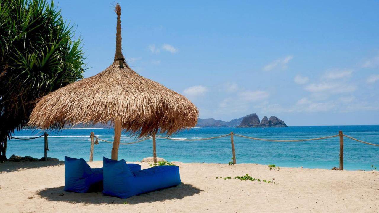 Segara Lombok Beach Resort Selong Belanak Exterior foto