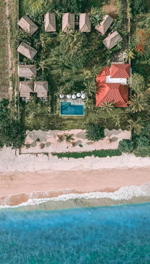 Segara Lombok Beach Resort Selong Belanak Exterior foto