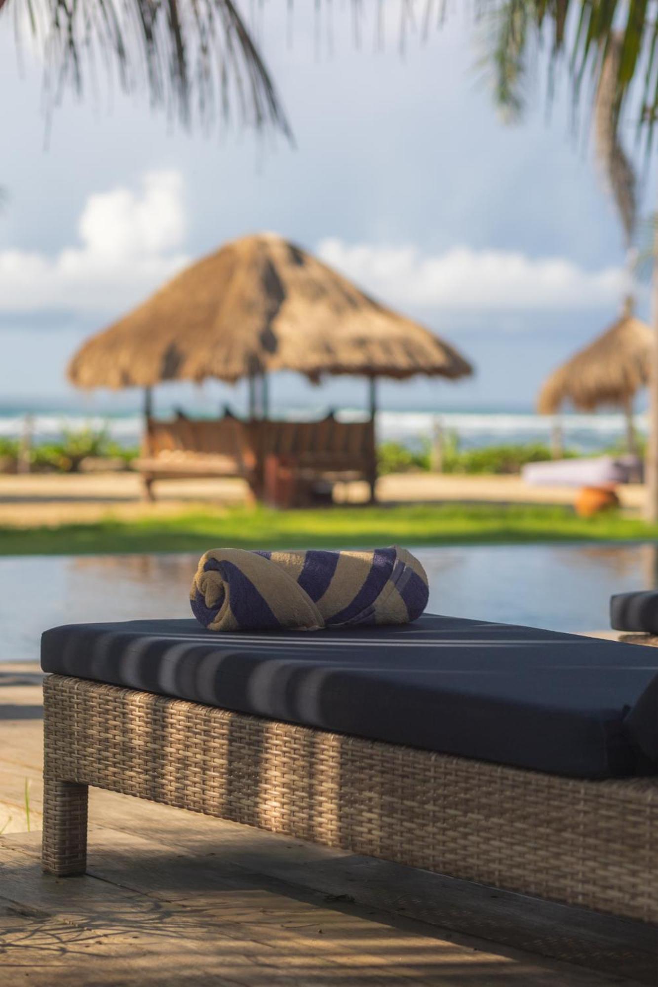Segara Lombok Beach Resort Selong Belanak Exterior foto